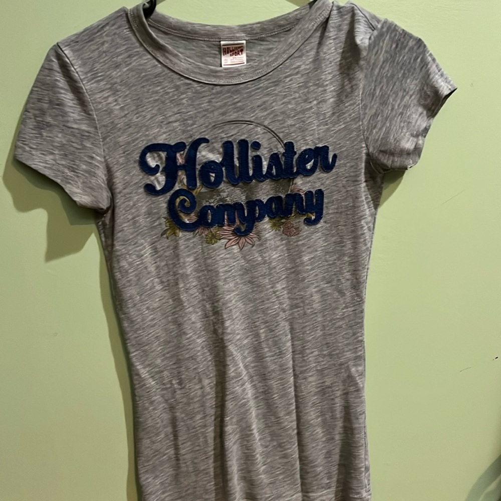 small t shirt